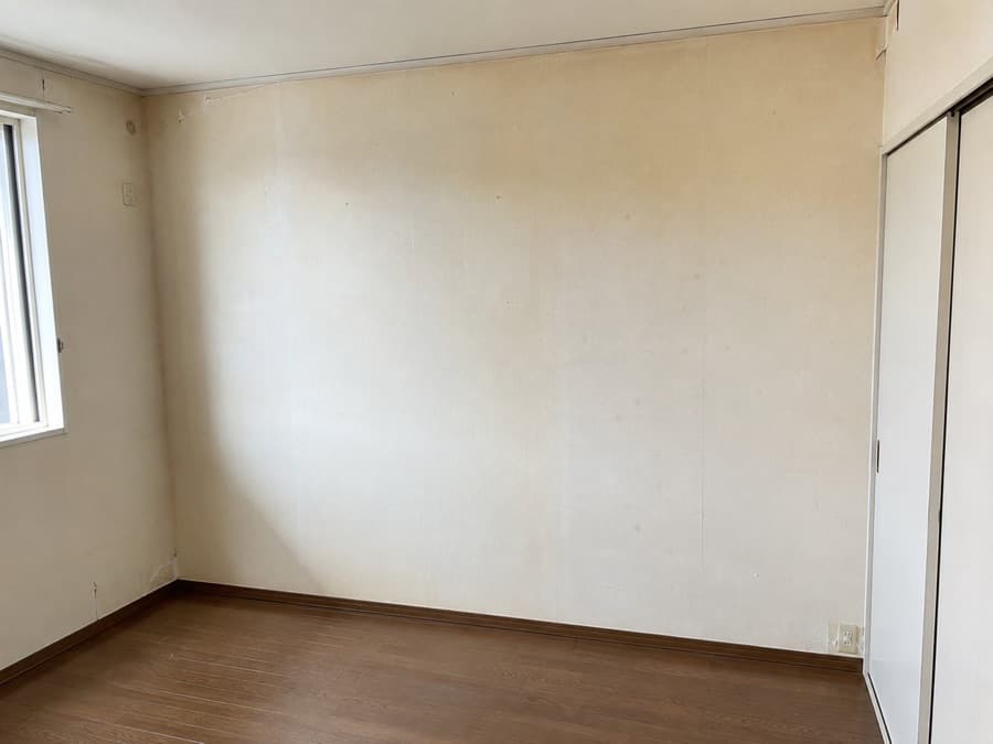 クロス張替え前の居室イメージ